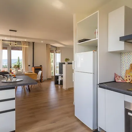 Appartement Lukas View & Parking Place - Happy Gardone Riviera